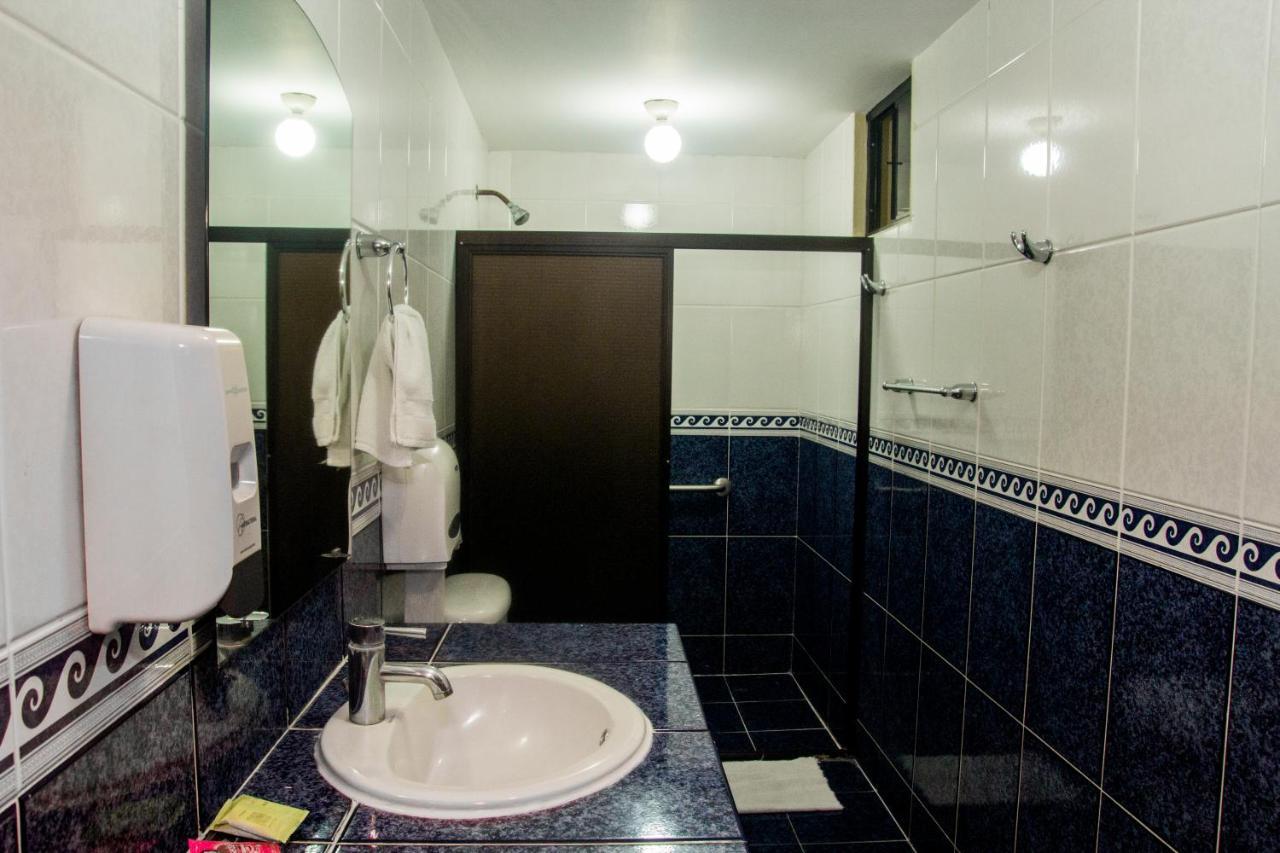 Hotel Fotherhouse サンサルバドル エクステリア 写真