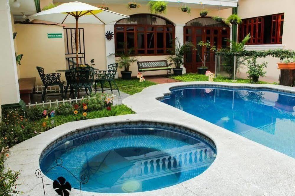 Hotel Fotherhouse サンサルバドル エクステリア 写真